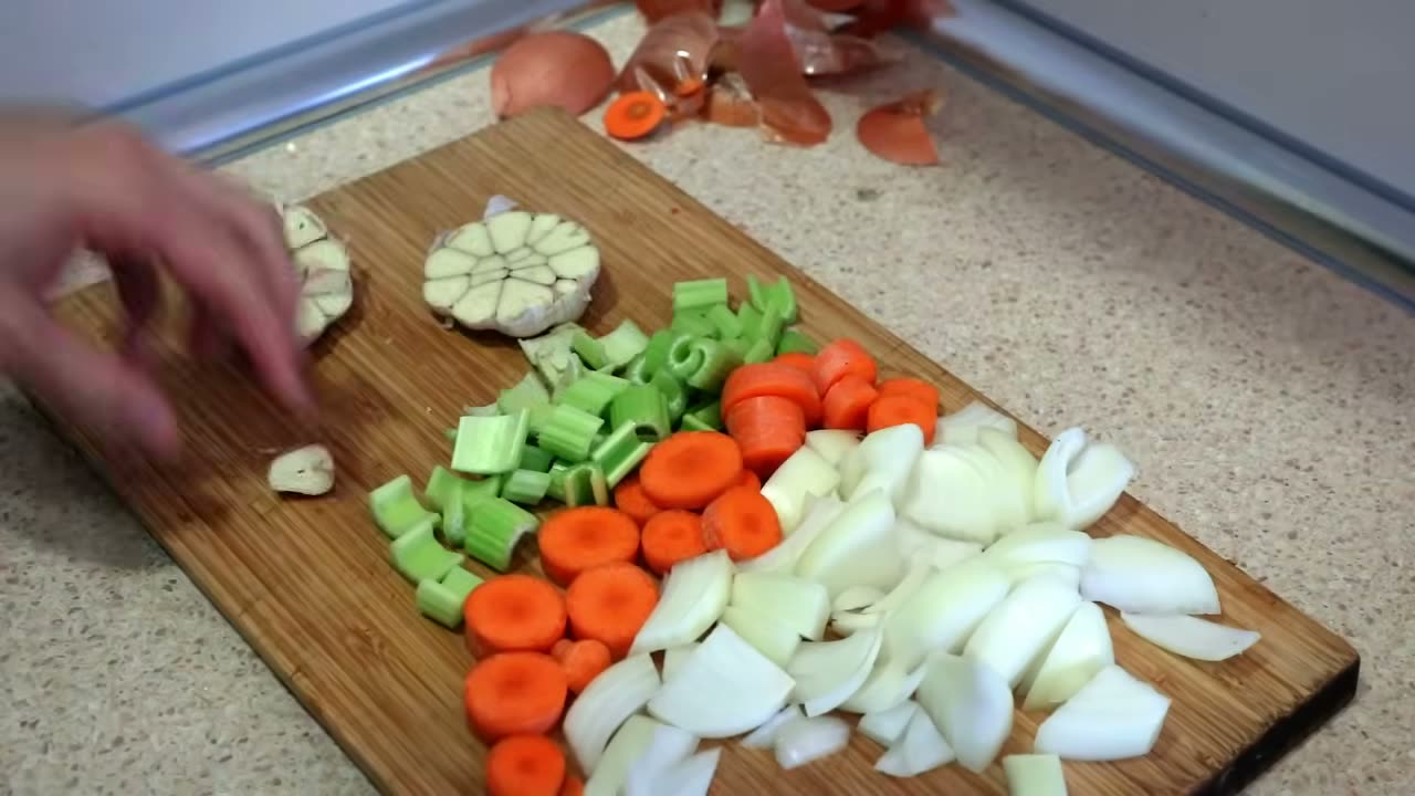 La verdura picada en trozos grandes