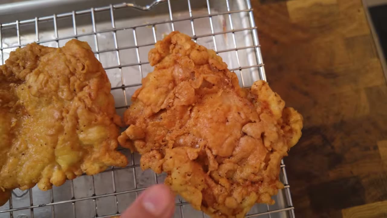 Pollo después de la doble fritura
